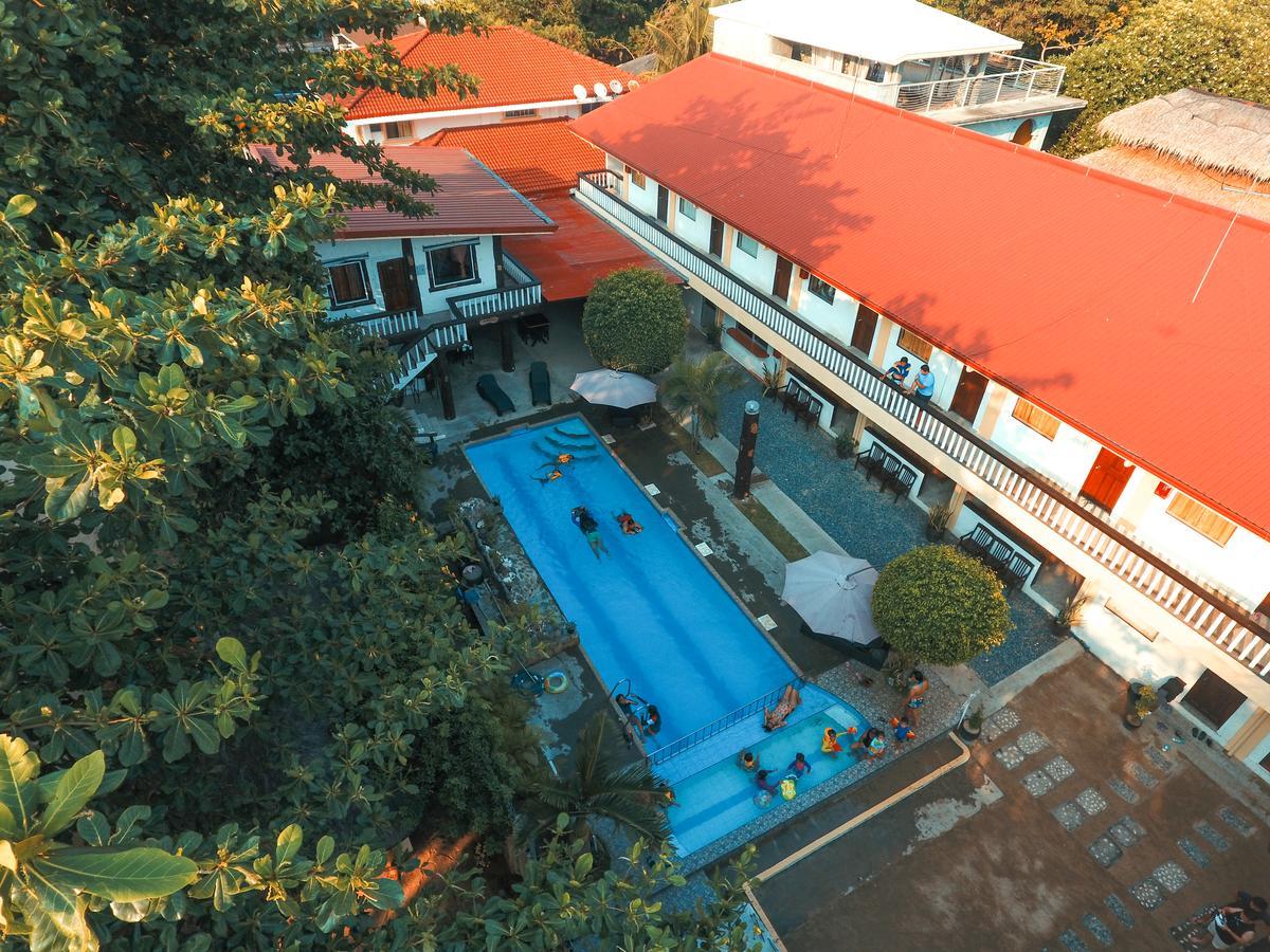 Bella Beach Resort Batangas Lian Exterior foto